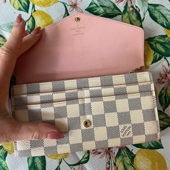 Damier Azure and Ballerina pink wallet - Picture 4 of 7